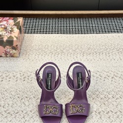 DG High Heel Shoes Best Quality
Women 35-41
