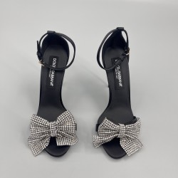 DG High Heel Shoes Best Quality
Women 35-41

