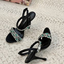DG High Heel Shoes Best Quality
Women 35-41
