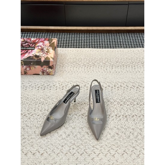 DG High Heel Shoes Best Quality
Women 35-41
