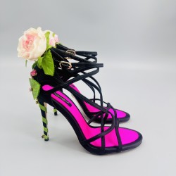 DG High Heel Shoes Best Quality
Women 35-41
