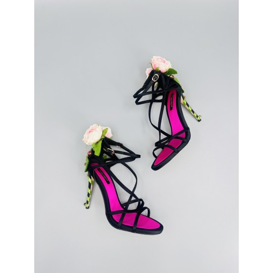 DG High Heel Shoes Best Quality
Women 35-41
