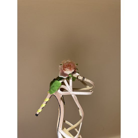 DG High Heel Shoes Best Quality
Women 35-41
