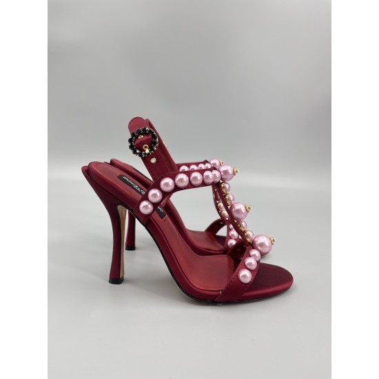 DG High Heel Shoes Best Quality
Women 35-41
