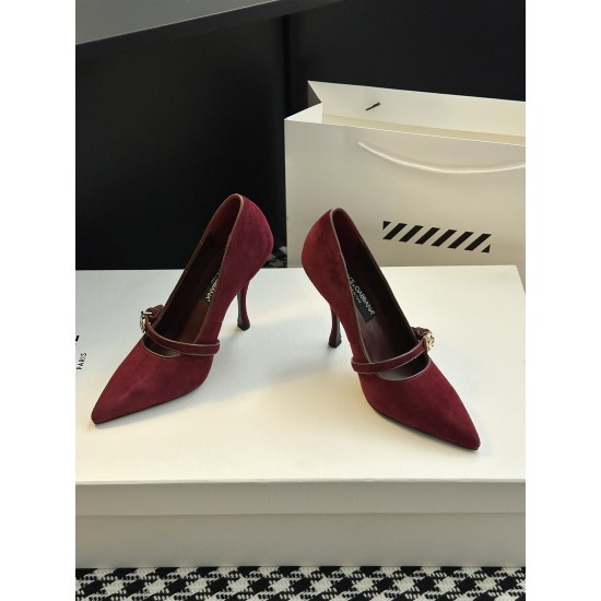 DG High Heel Shoes Best Quality
Women 35-41
