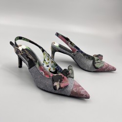 DG High Heel Shoes Best Quality
Women 35-41
