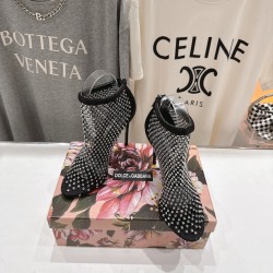 DG High Heel Shoes Best Quality
Women 35-41

