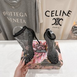 DG High Heel Shoes Best Quality
Women 35-41
