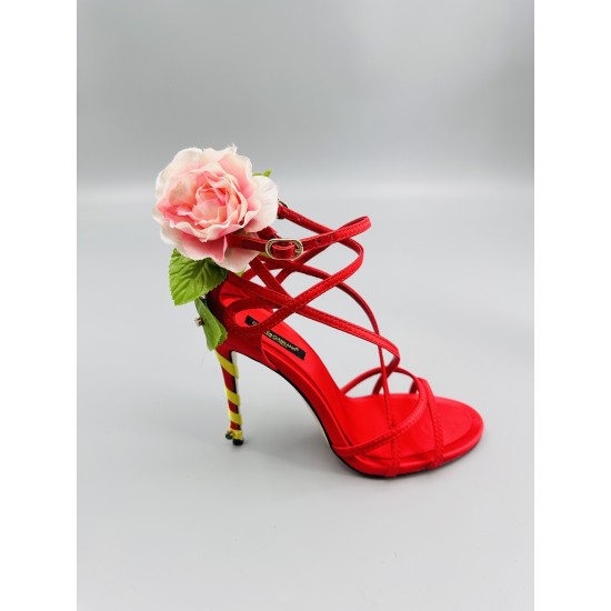 DG High Heel Shoes Best Quality
Women 35-41
