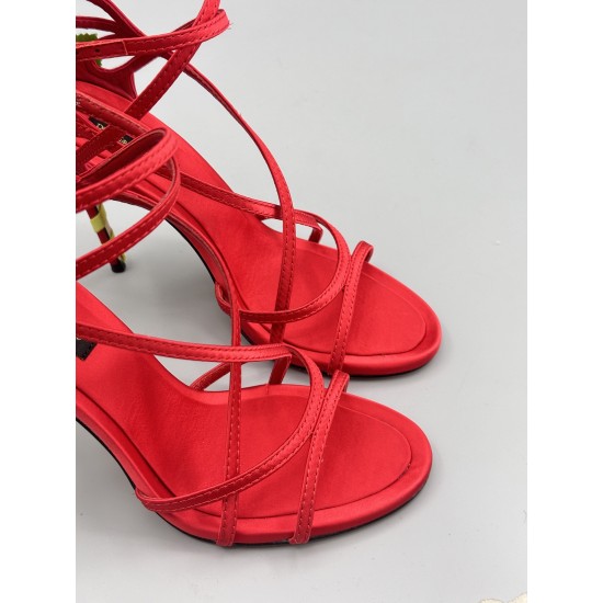 DG High Heel Shoes Best Quality
Women 35-41
