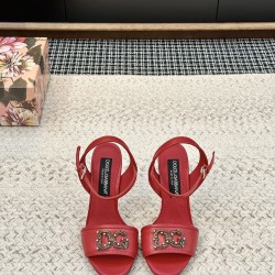 DG High Heel Shoes Best Quality
Women 35-41
