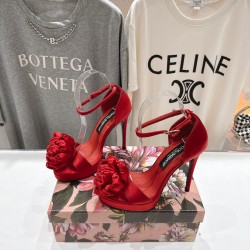 DG High Heel Shoes Best Quality
Women 35-41
