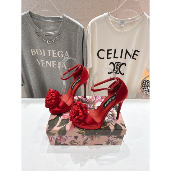 DG High Heel Shoes Best Quality
Women 35-41
