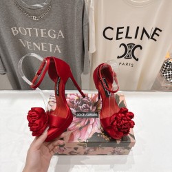 DG High Heel Shoes Best Quality
Women 35-41
