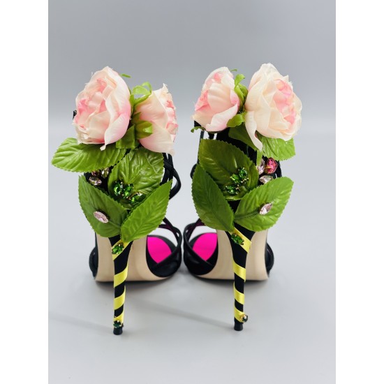 DG High Heel Shoes Best Quality
Women 35-41
