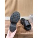 DG slippers