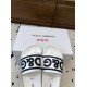 DG slippers