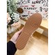 DG slippers