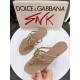 DG slippers
