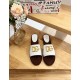 DG slippers