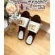 DG slippers