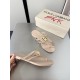 DG slippers