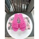 DG slippers
