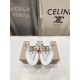 DG slippers