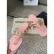 DG slippers