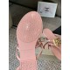 DG slippers