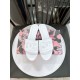DG slippers