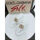 DG slippers