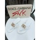DG slippers