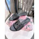 DG slippers