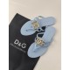DG slippers