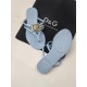DG slippers