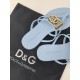 DG slippers
