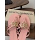 DG slippers