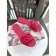 DG slippers