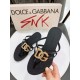 DG slippers