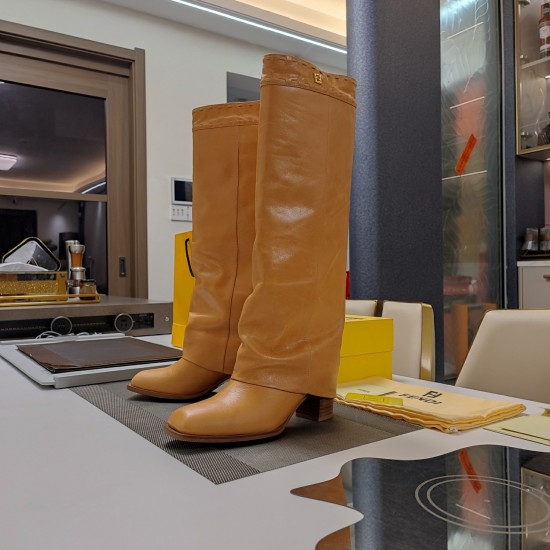 Fendi Heels Shoes Best Quality
Women 35-41