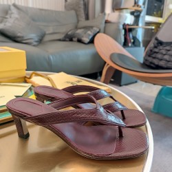 Fendi Heels Shoes Best Quality
Women 35-41