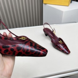 Fendi Heels Shoes Best Quality
Women 35-41