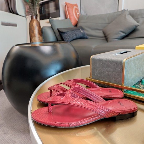 Fendi Heels Shoes Best Quality
Women 35-41