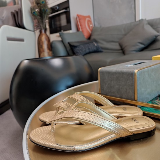 Fendi Heels Shoes Best Quality
Women 35-41