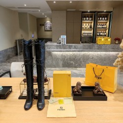 Fendi Heels Shoes Best Quality
Women 35-41