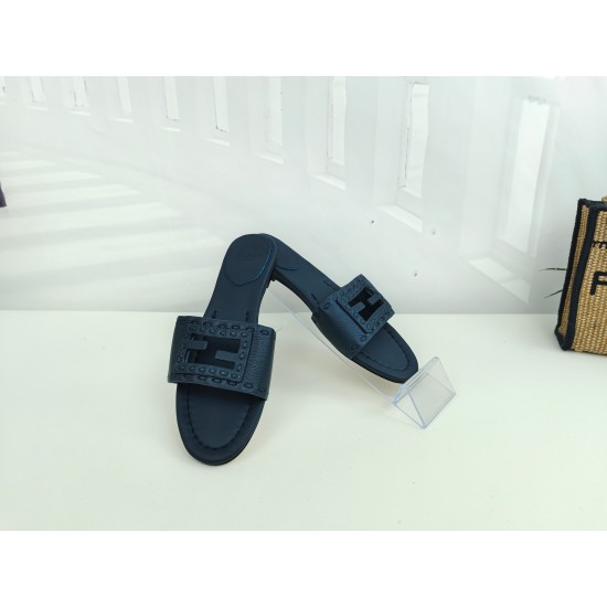 Fendi Slippers Shoes Best Quality
Women 35-41