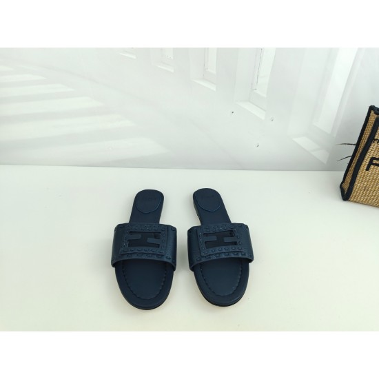 Fendi Slippers Shoes Best Quality
Women 35-41