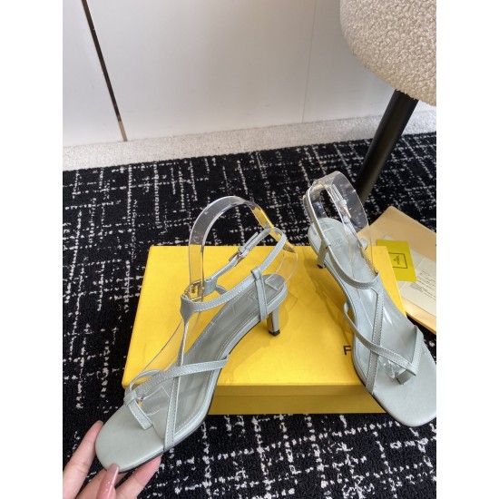 Fendi Slippers Shoes Best Quality
Women 35-41