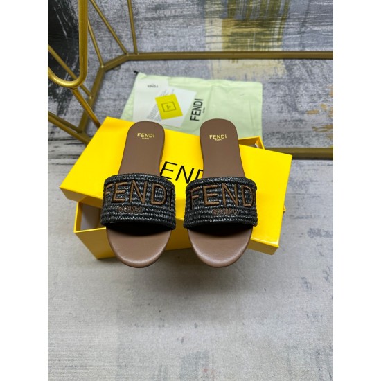 Fendi Slippers Shoes Best Quality
Women 35-41